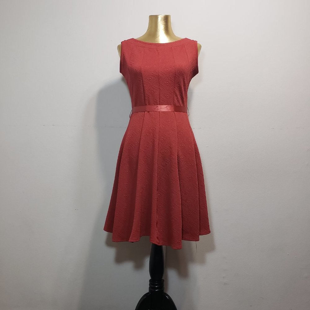 HAANI Carmine 1950's Sleeveless Cocktail Dress